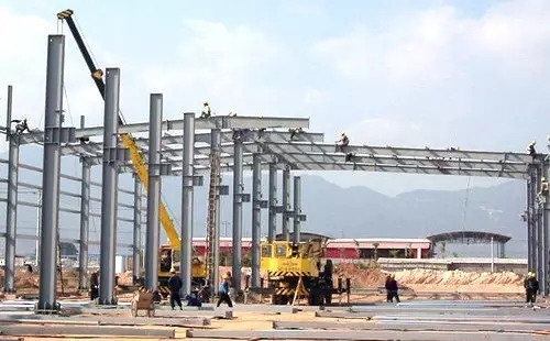 钢结构仓库工程设计到施工流程