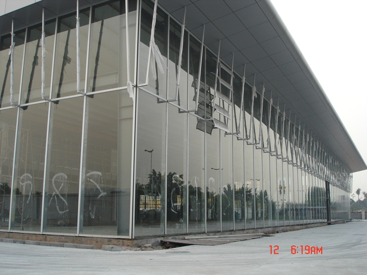 钢构玻璃建筑1.jpg